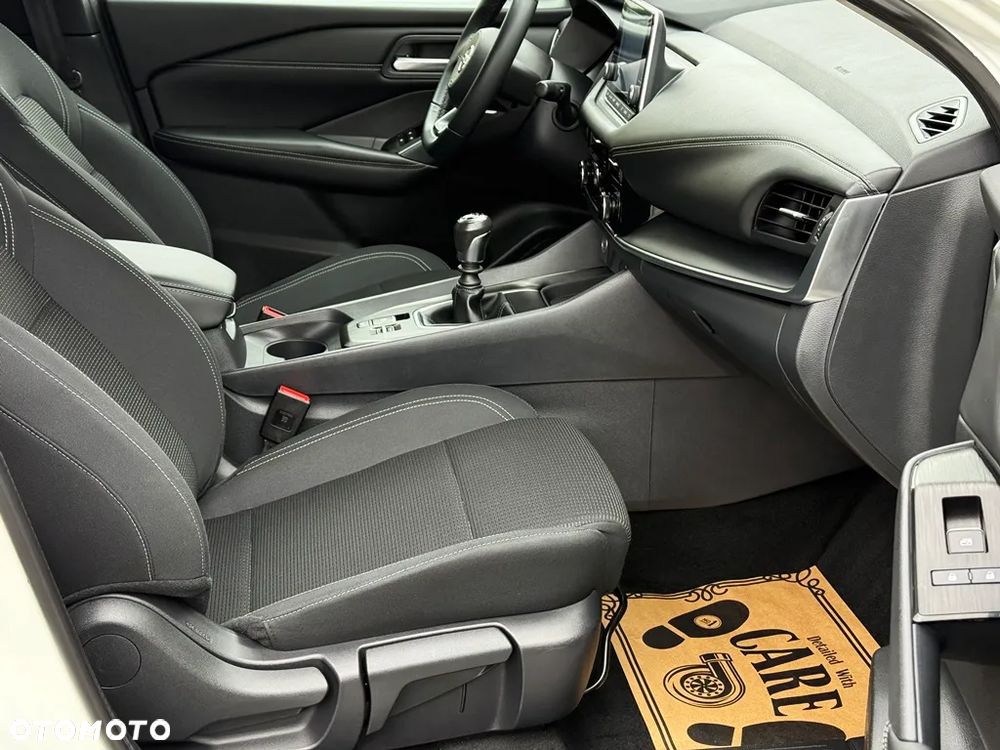 Nissan Qashqai 1.3 DIG-T N-CONNECTA - 8