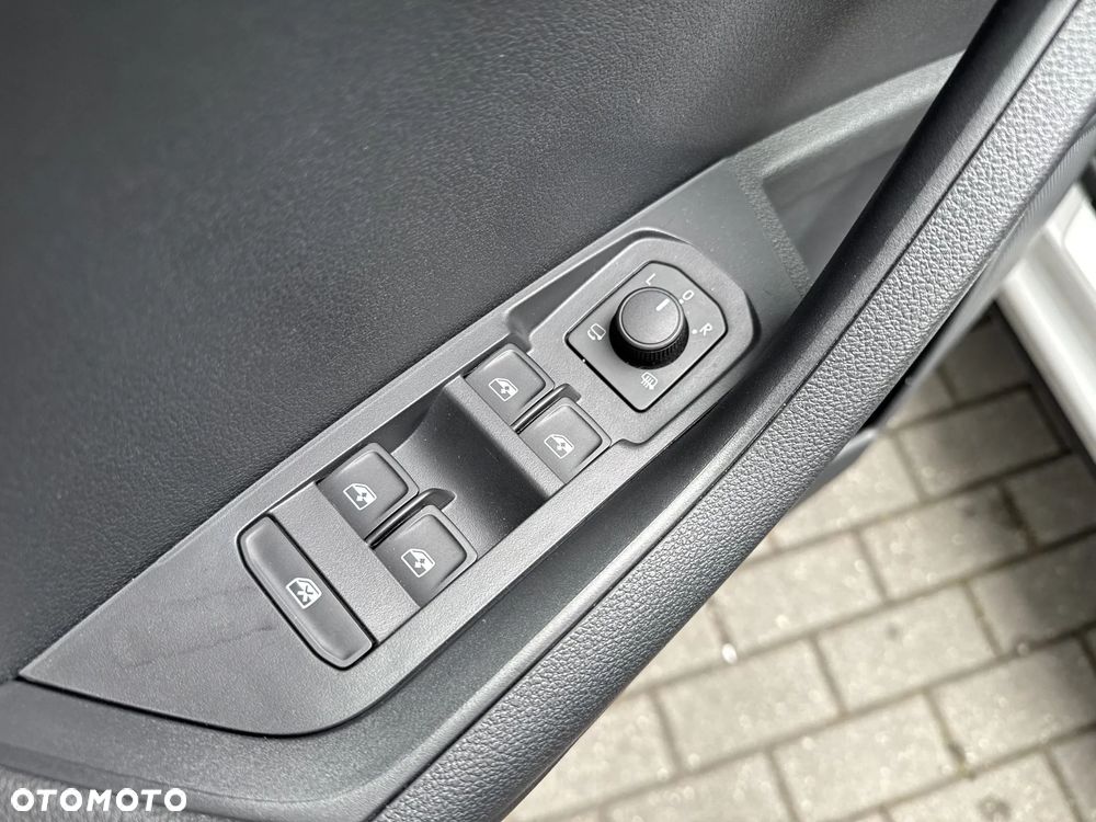 Skoda Karoq 1.5 TSI ACT Sportline DSG - 17