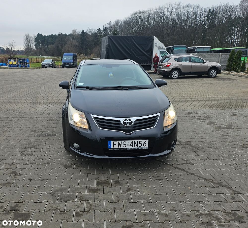 Toyota Avensis 1.8 Sol - 2