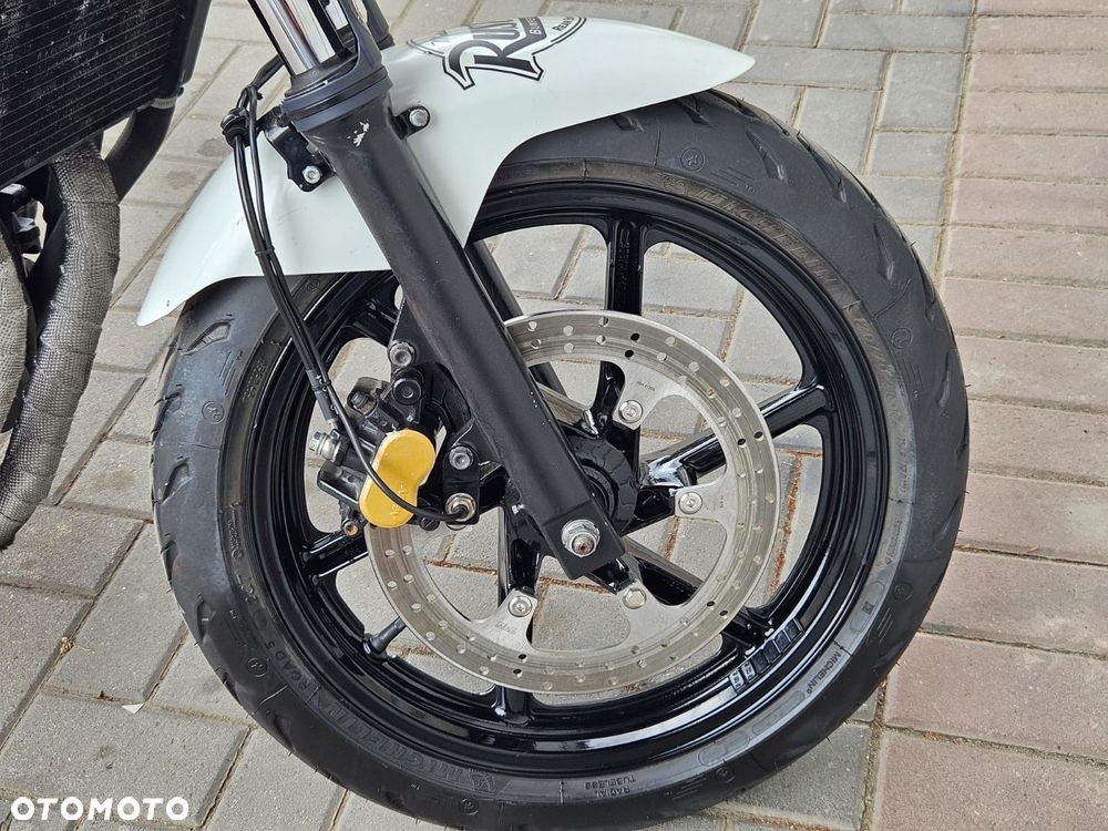 Honda CB - 15