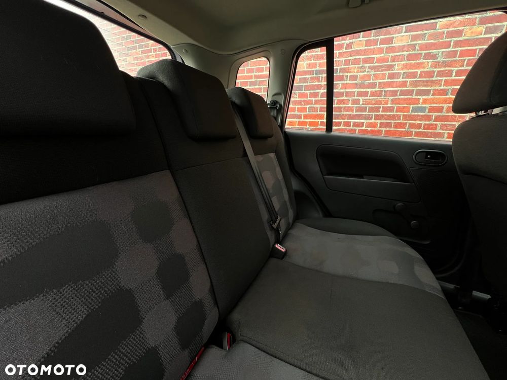 Ford Fusion - 19