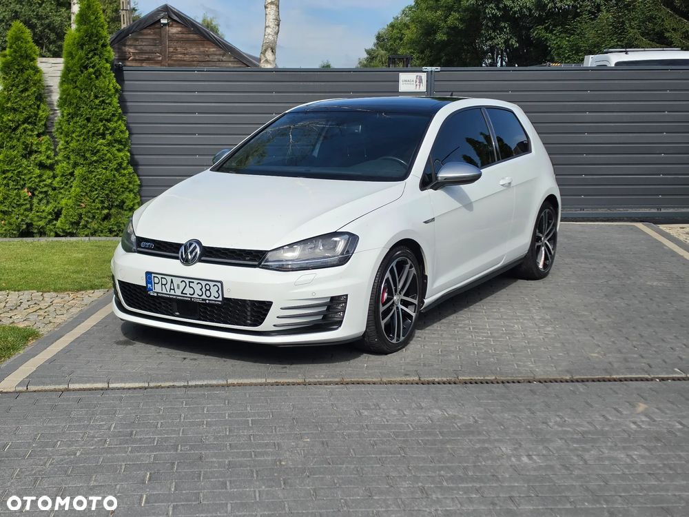 Volkswagen Golf 2.0 TDI BMT GTD DSG - 8