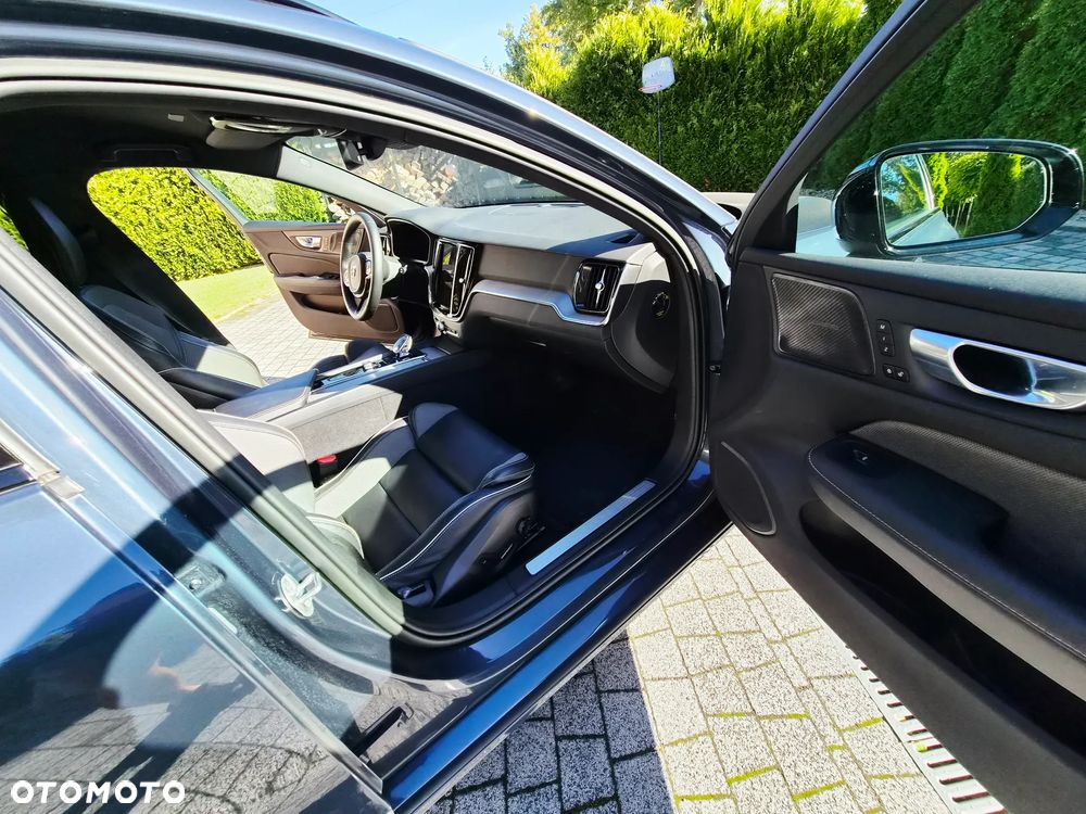 Volvo V60 - 25