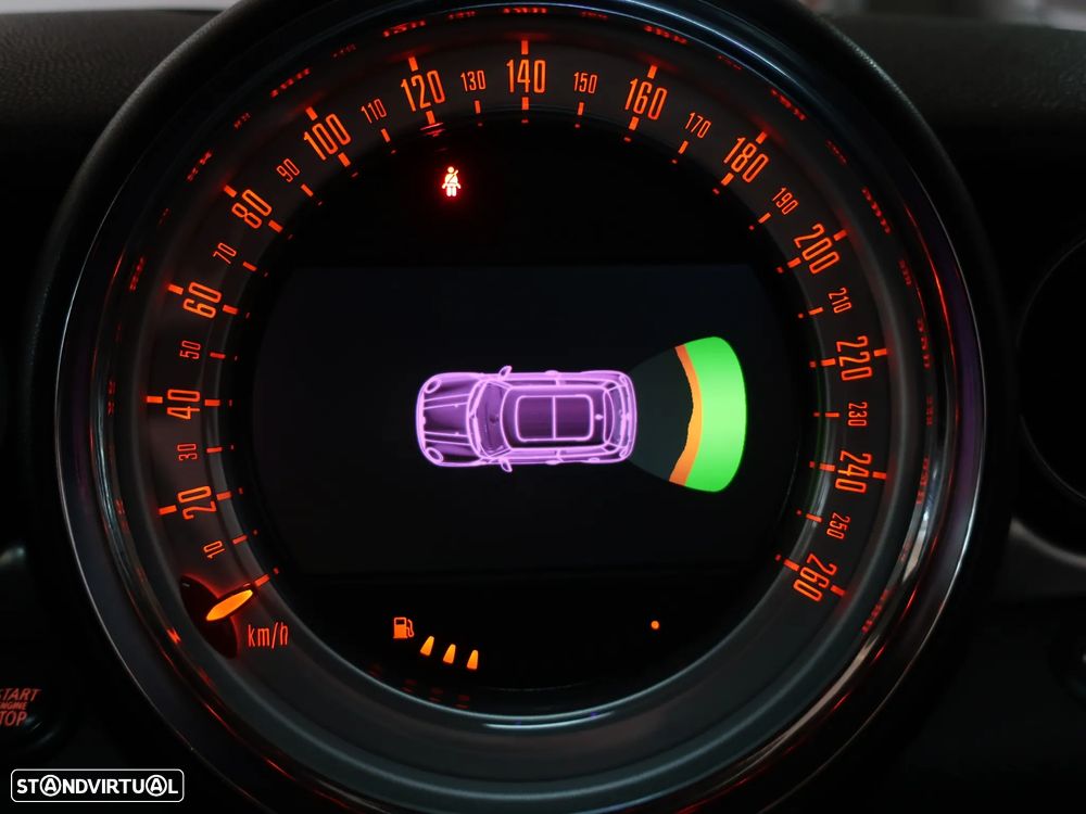 MINI 3 Portas Cooper D - 24