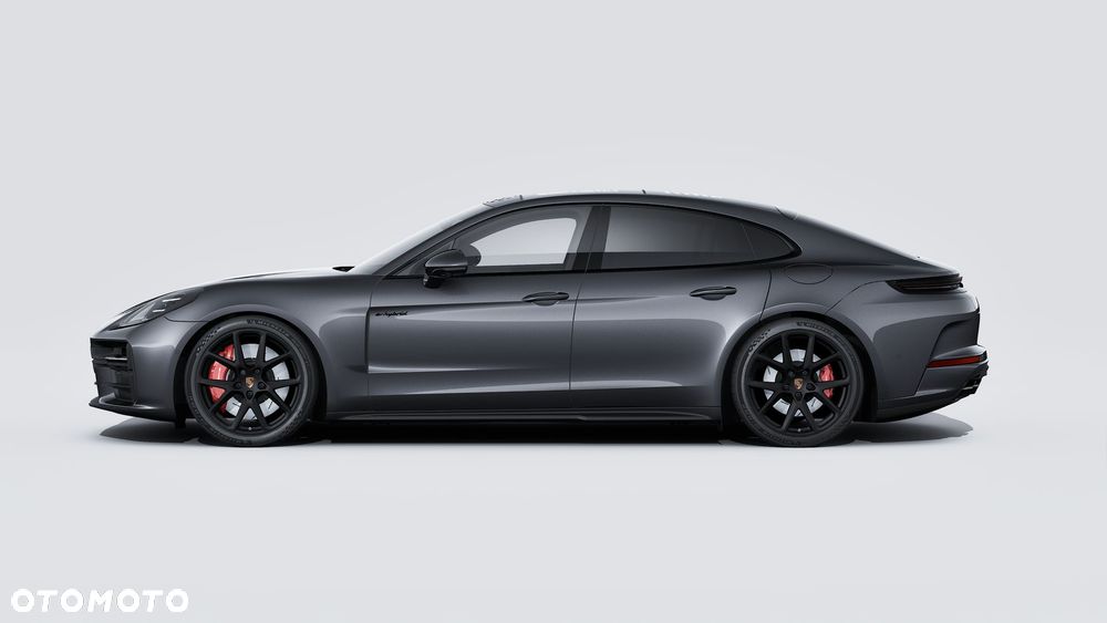Porsche Panamera - 4