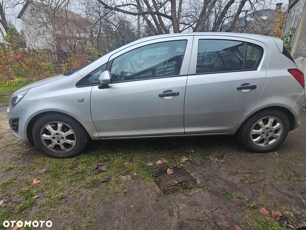 Opel Corsa 1.2 16V Enjoy - 9
