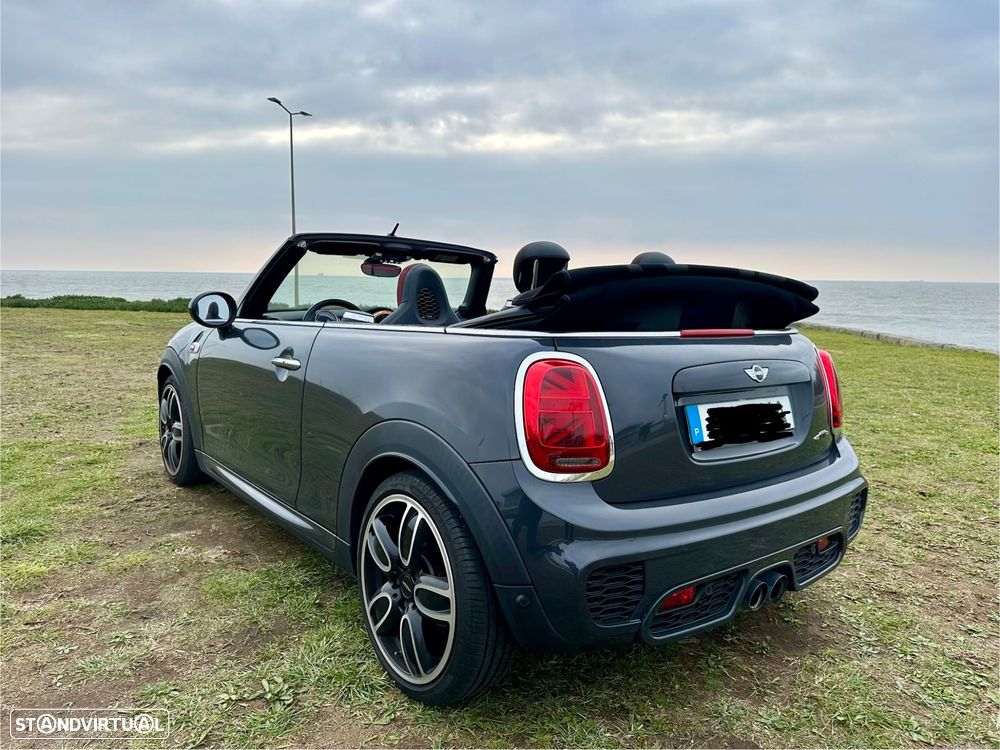 MINI Cabrio John Cooper Works - 4