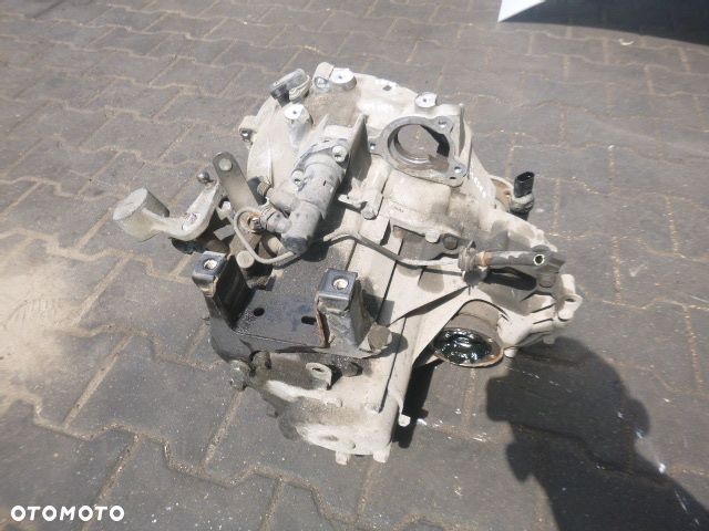 MANUALNA SKRZYNIA BIEGÓW SKODA FABIA I 1.4 MPI FNK - 13