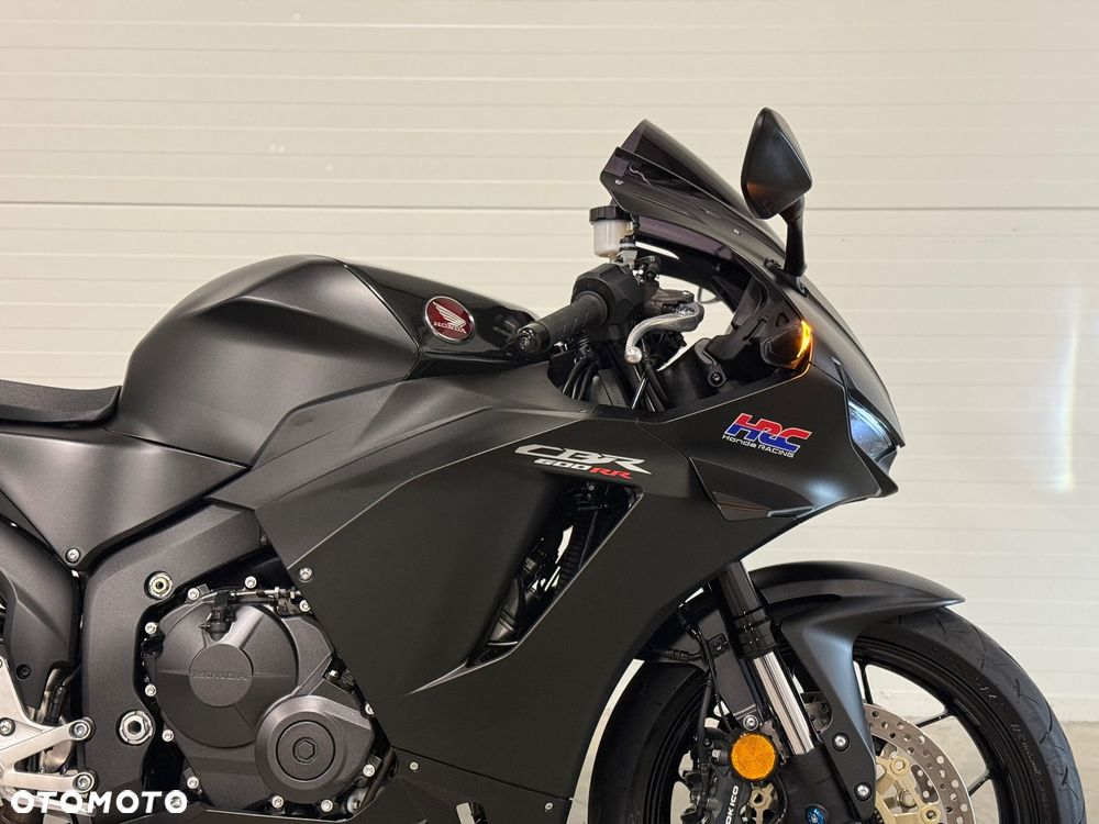 Honda CBR - 11