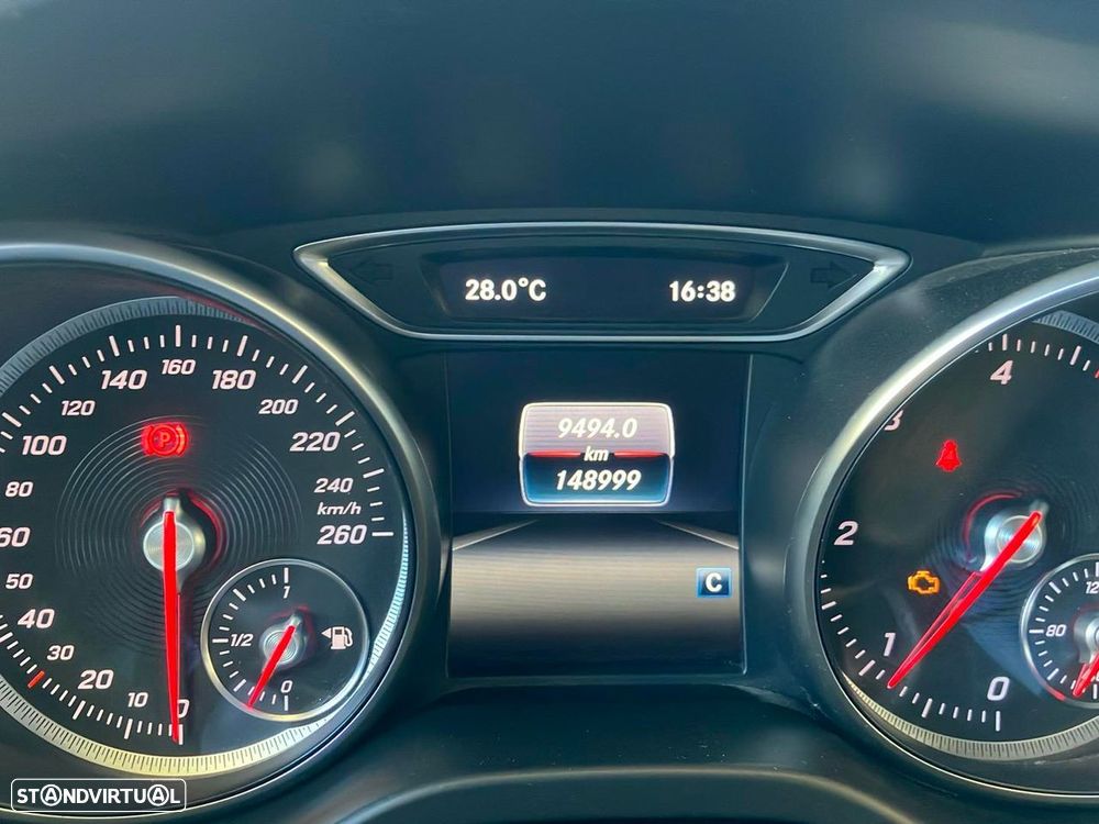 Mercedes-Benz CLA 180 - 14