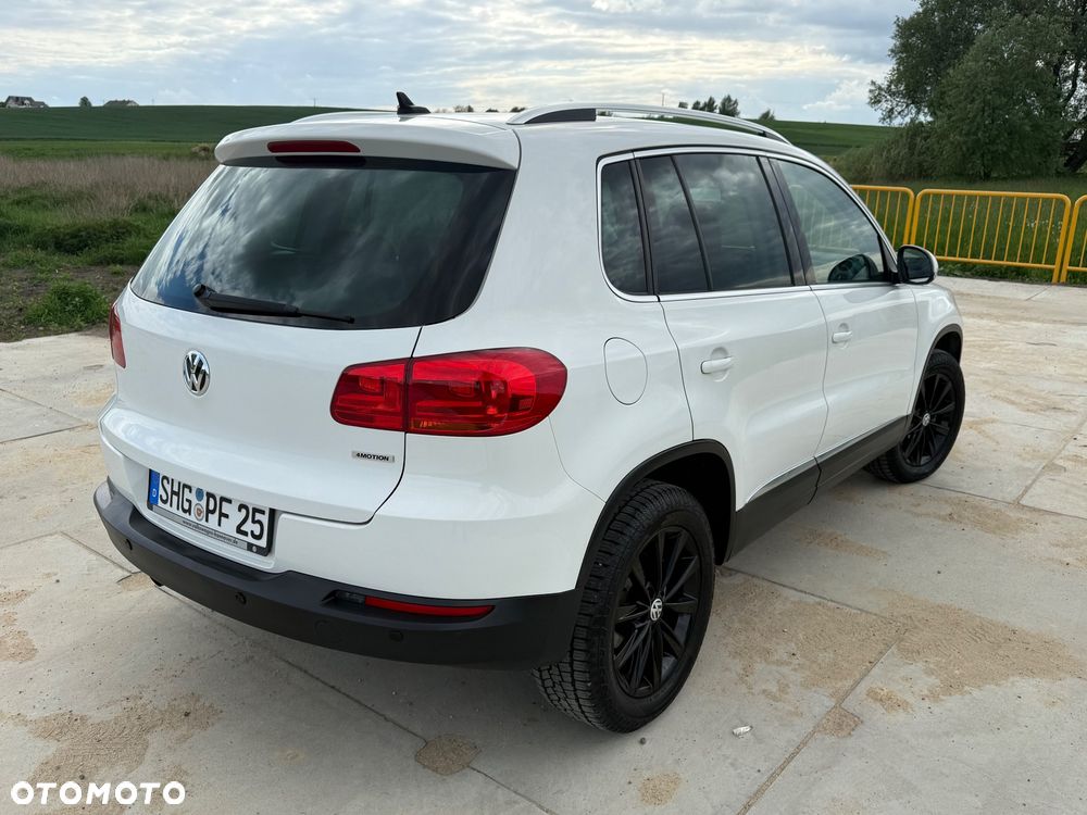 Volkswagen Tiguan 2.0 TDI DPF 4Motion BlueMotion Technology DSG Exclusive - 10