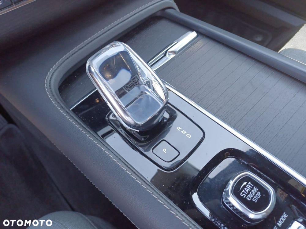 Volvo XC 90 - 16