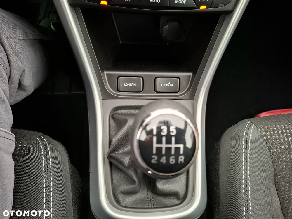 Suzuki SX4 S-Cross - 28