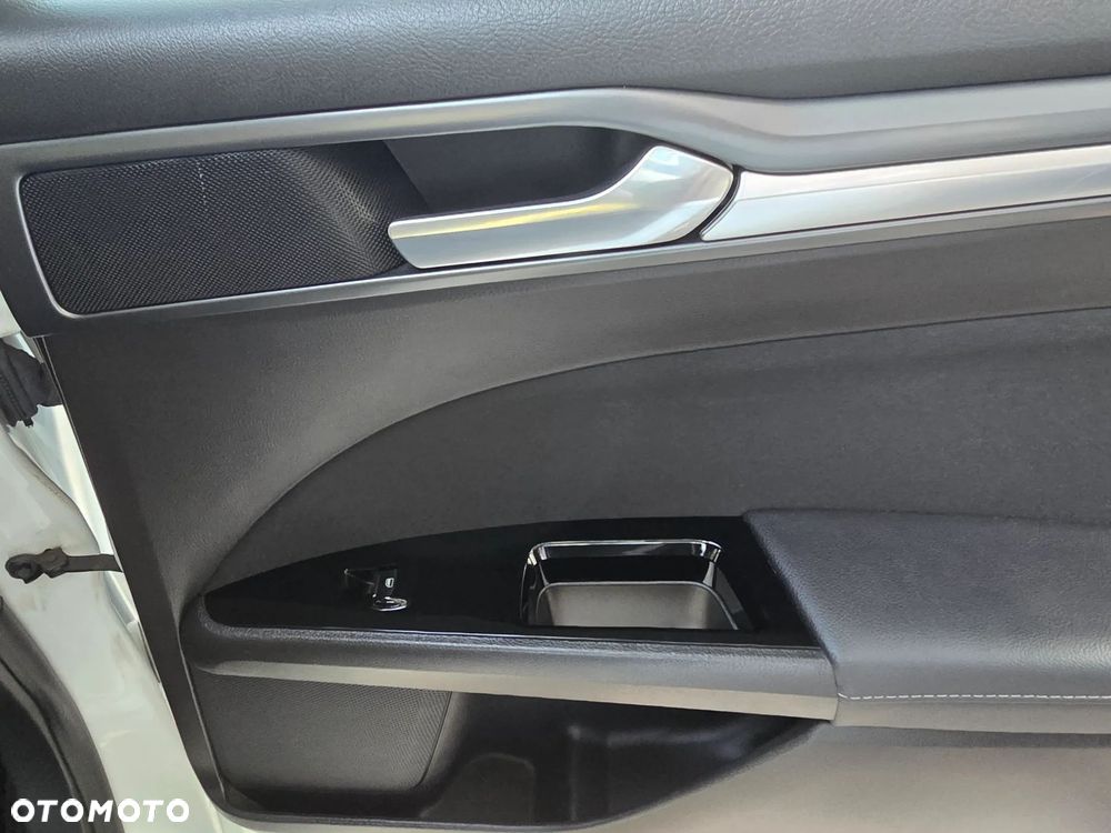 Ford Mondeo 1.5 EcoBoost Edition - 9