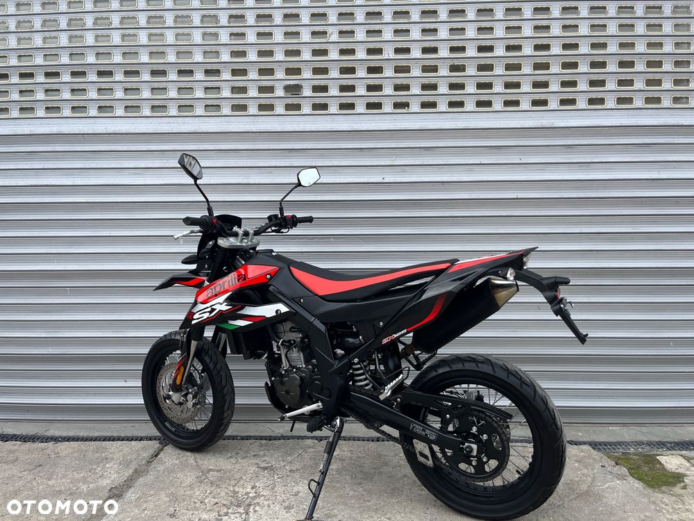 Aprilia SX - 11