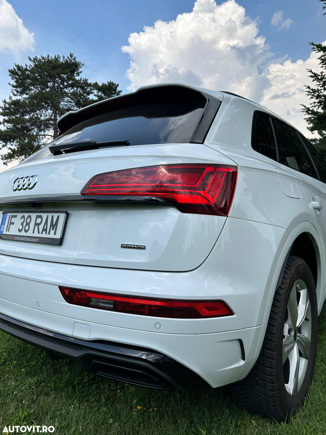 Audi Q5 40 TDI quattro S tronic S line - 10