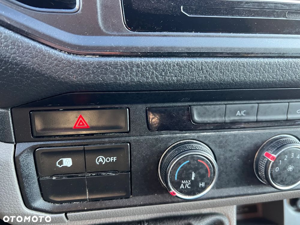 Volkswagen Crafter L4H2 2,0 Tdi 177 KM klima tempomat - 21