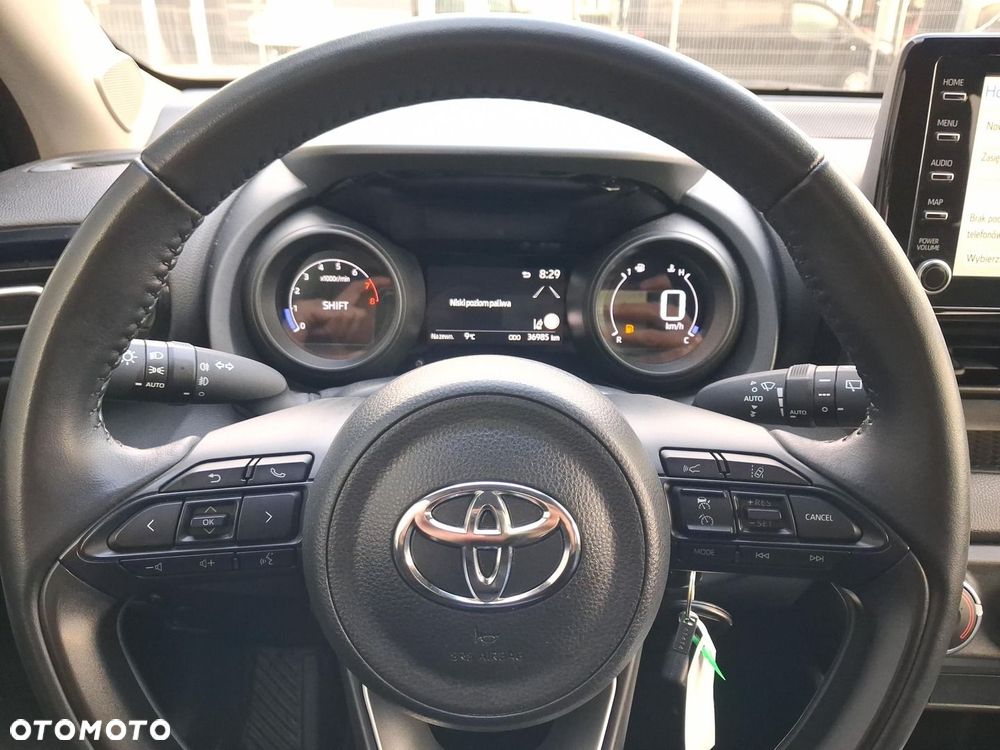 Toyota Yaris - 18