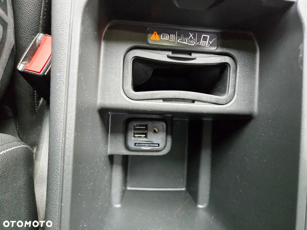 Opel Insignia 1.5 Automatik Business Elegance - 28