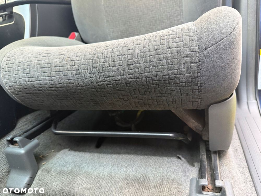 fotel kierowcy toyota land cruiser 120 oryginał lewy welur bardzo ładny - 6