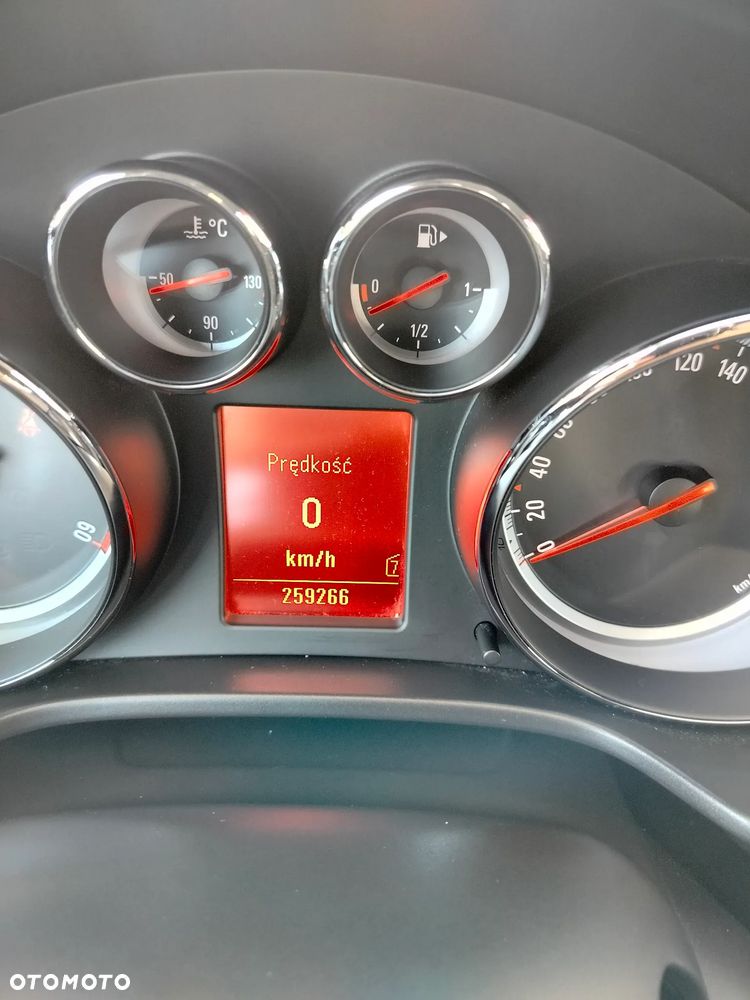 Opel Insignia 2.0 CDTI Cosmo 4x4 - 13