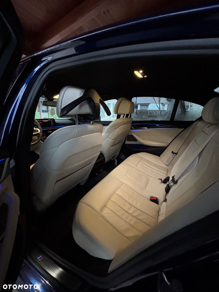 BMW Seria 5 540i GPF xDrive M Sport sport - 13