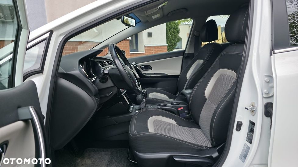 Kia Ceed 1.6 CRDi 136 ISG Spirit - 18