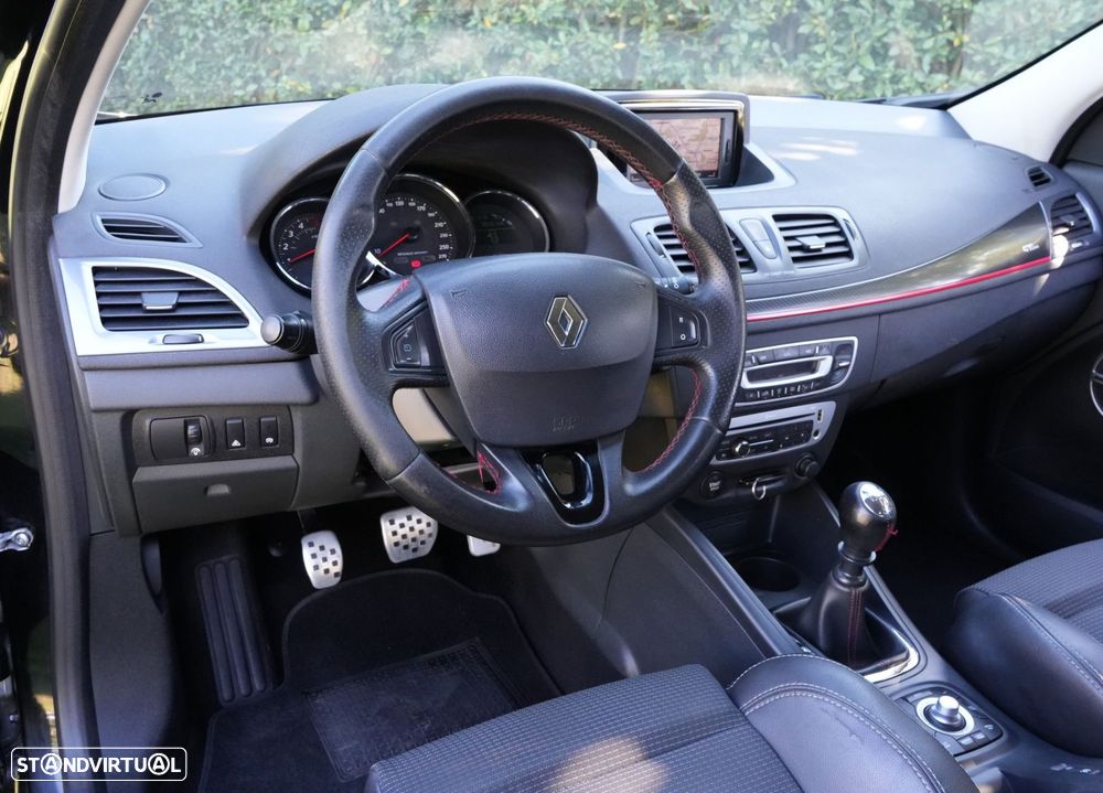 Renault Mégane Coupe 1.6 dCi GT Line SS - 19