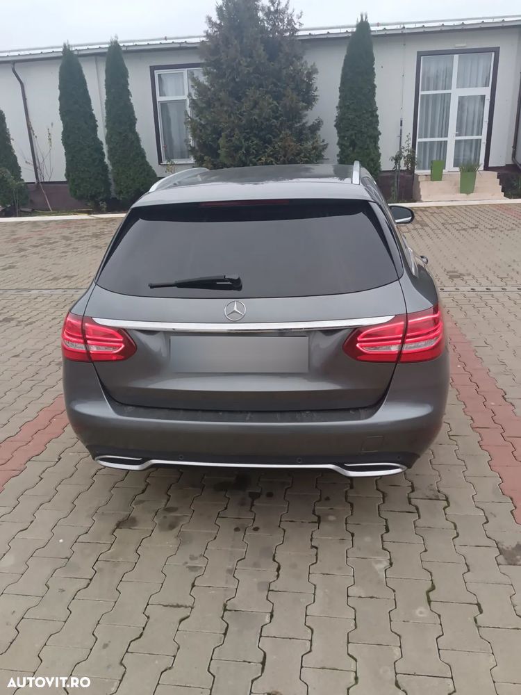 Mercedes-Benz C 220 d T 9G-TRONIC - 3