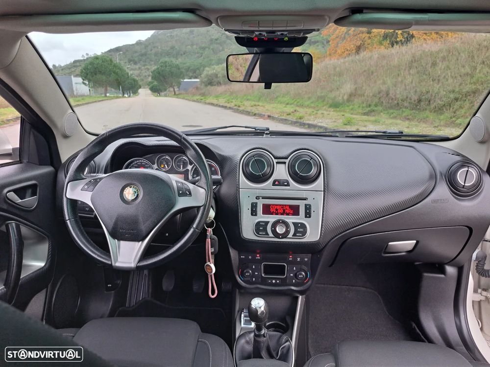 Alfa Romeo MiTo 1.3 JTD Distinctive - 3