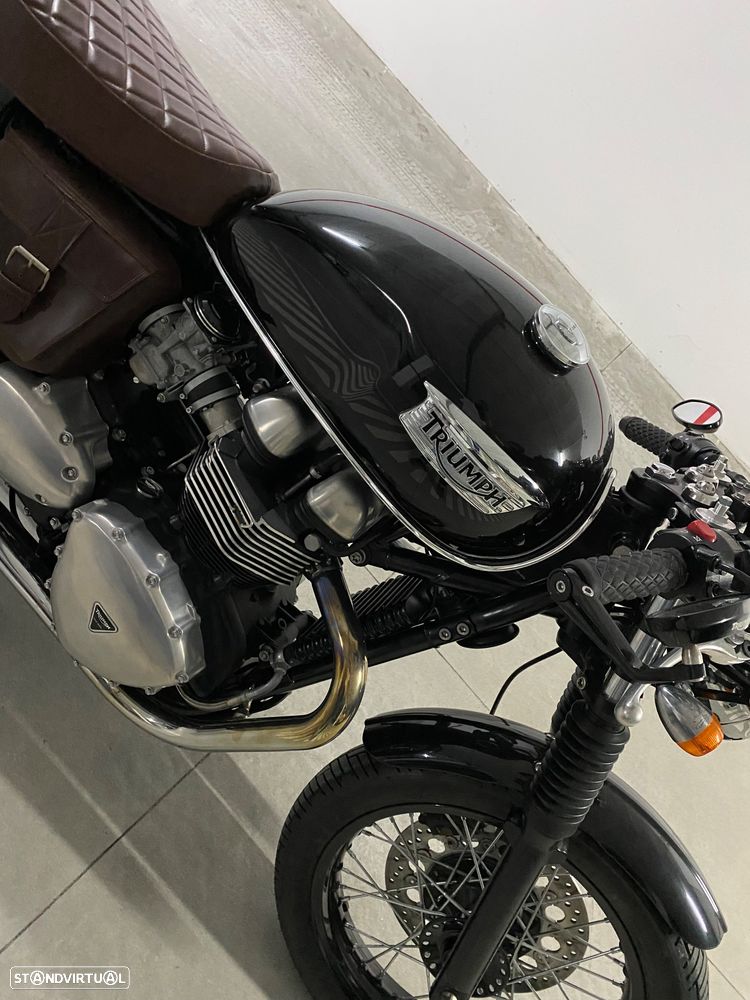 Triumph Thruxton - 4