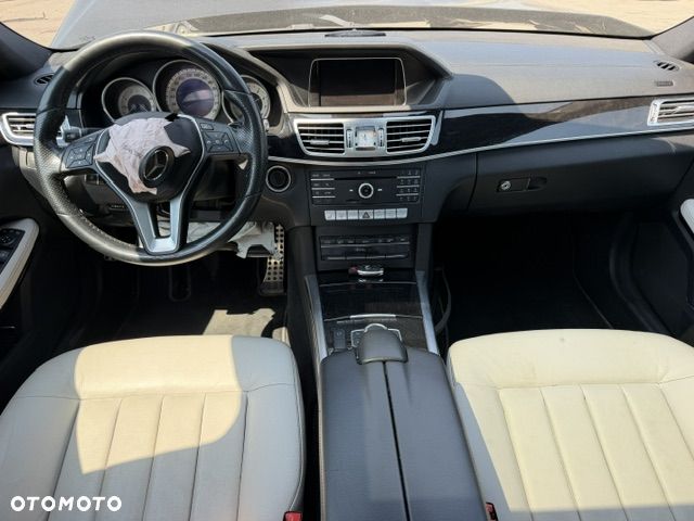 Mercedes-Benz Klasa E 400 4Matic 7G-TRONIC Avantgarde - 12