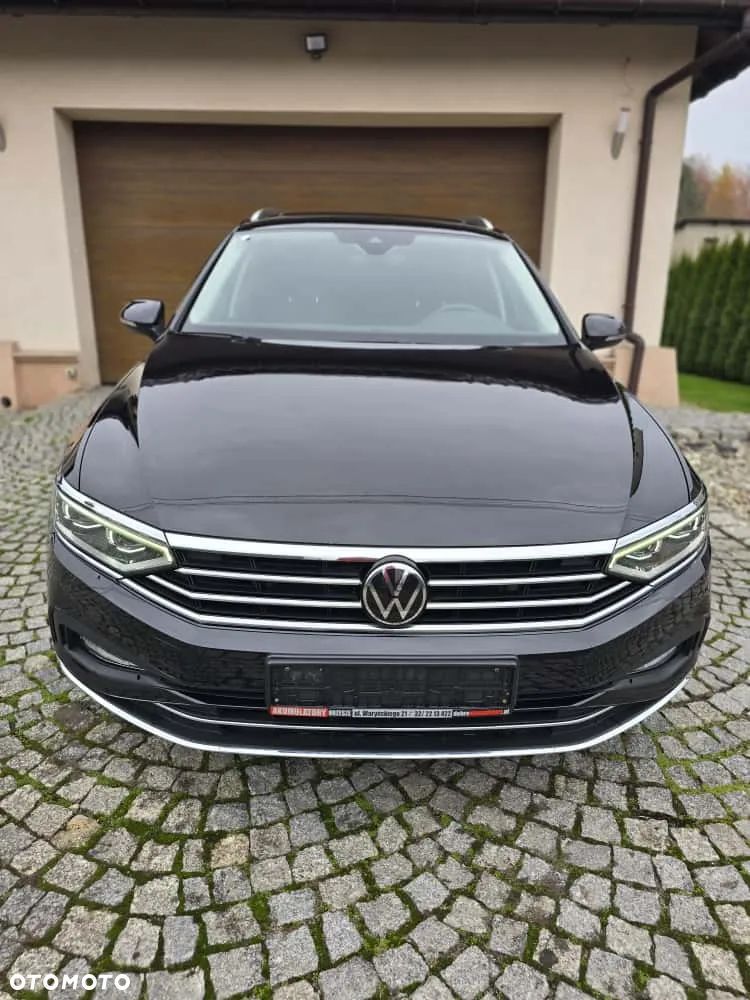 Volkswagen Passat 2.0 TDI SCR Elegance DSG - 4
