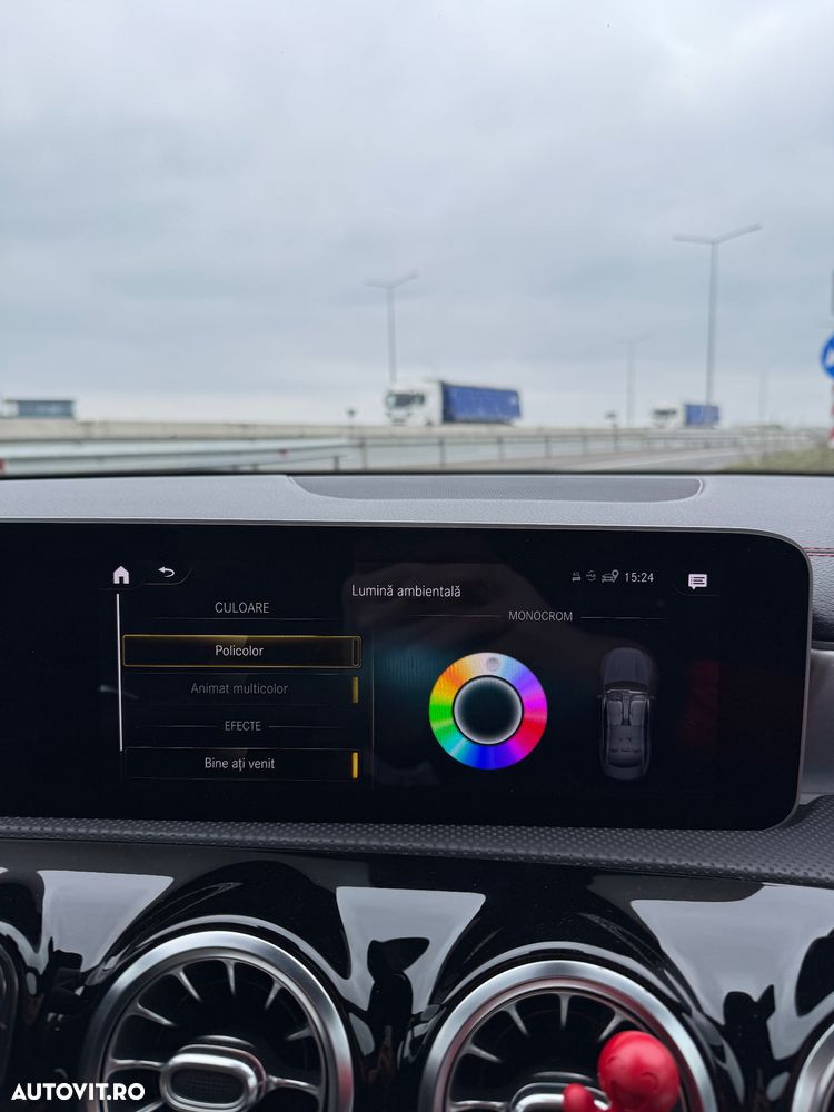 Mercedes-Benz CLA - 21