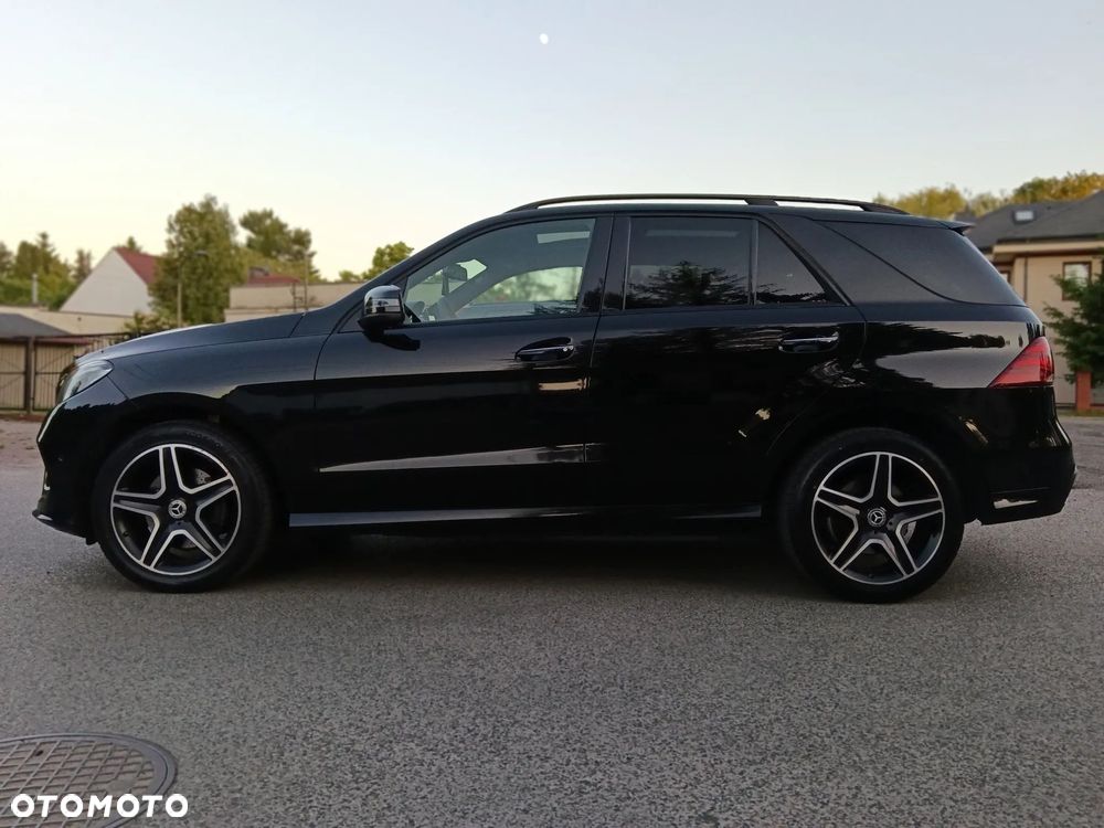 Mercedes-Benz GLE - 18