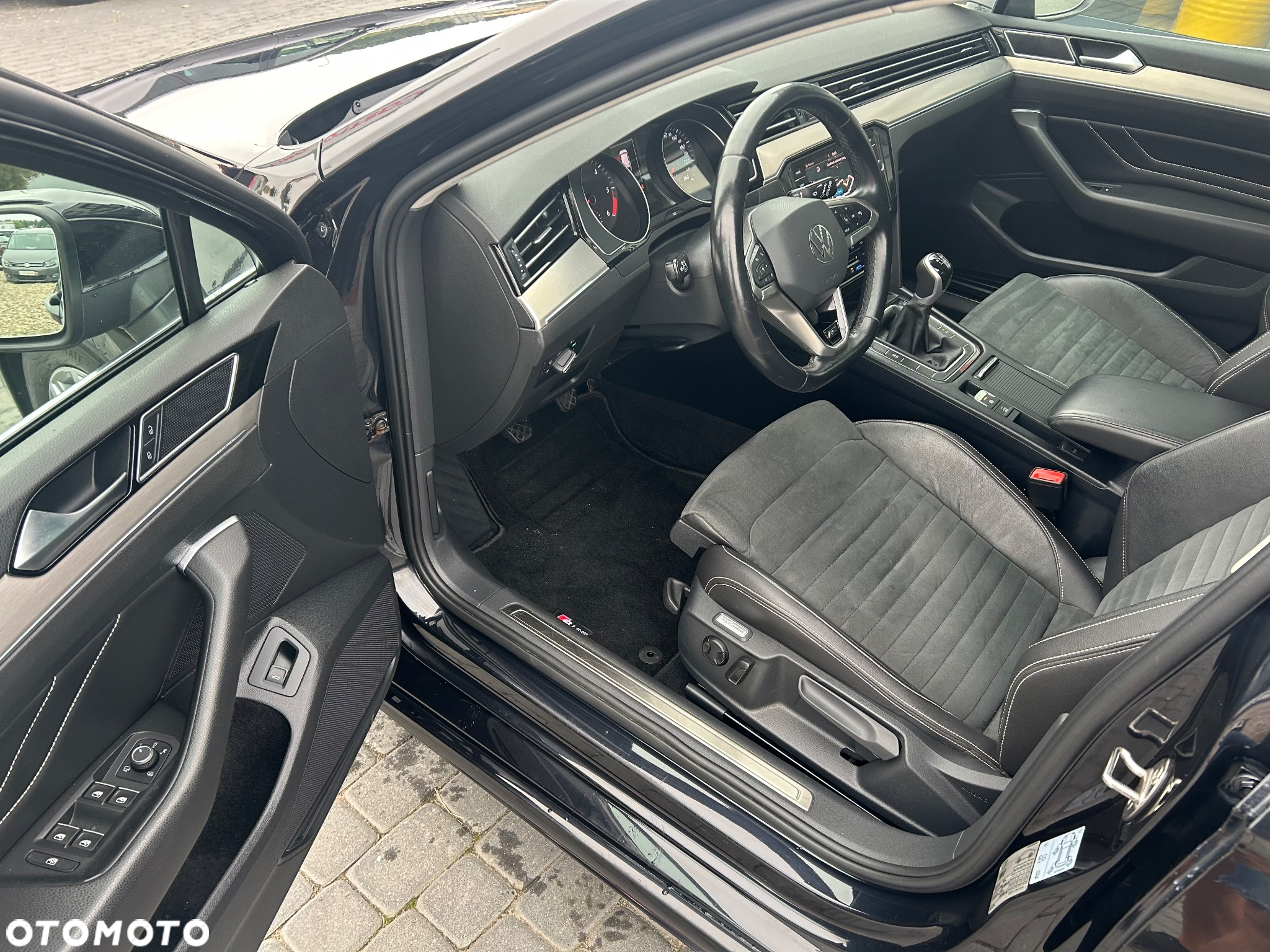 Volkswagen Passat Variant 2.0 TDI (BlueMotion Technology) Trendline - 20