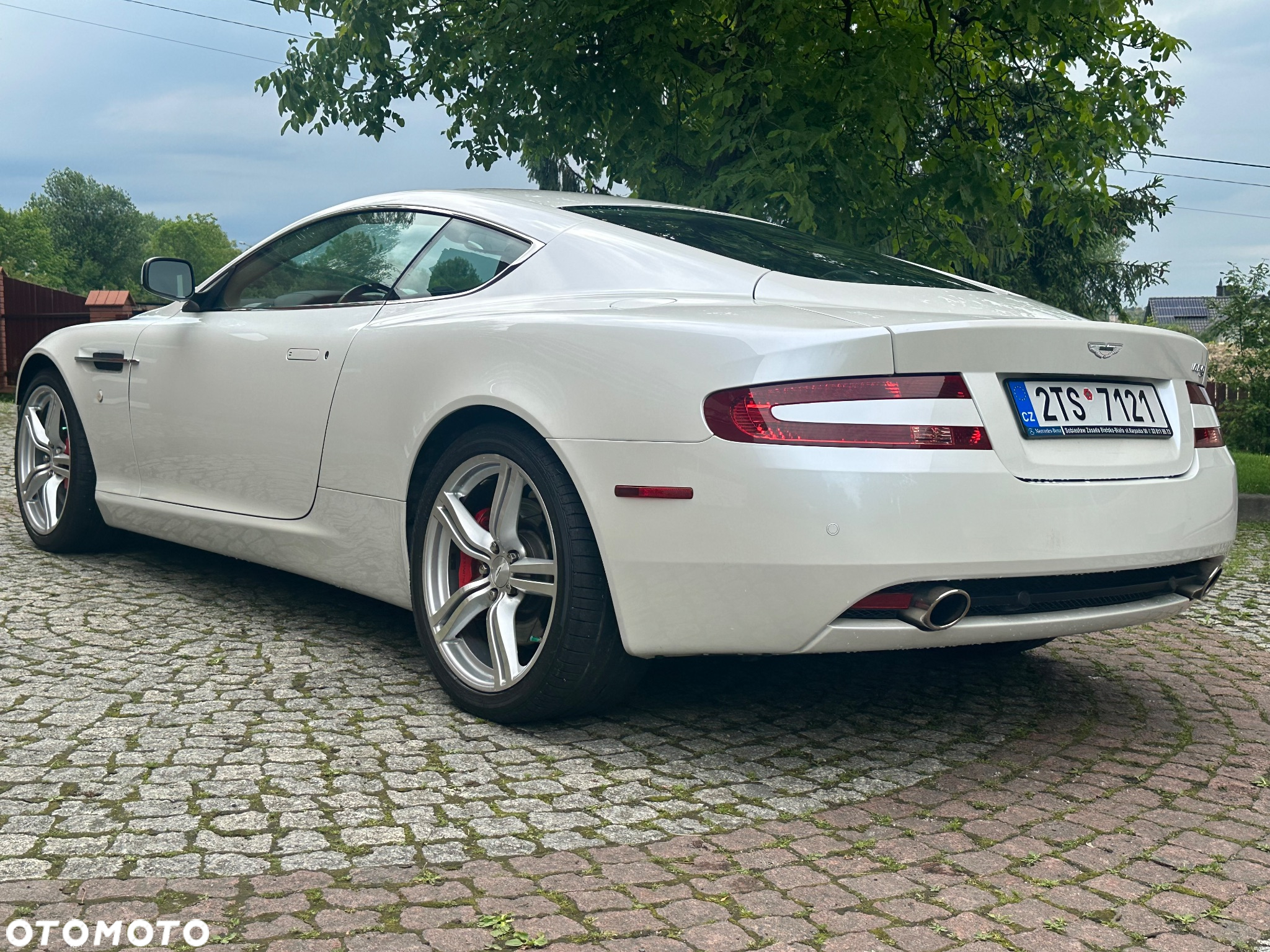 Aston Martin DB9 Sport Edition Touchtronic II - 16