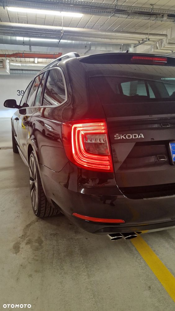 Skoda Superb 2.0 TDI Active DSG - 5