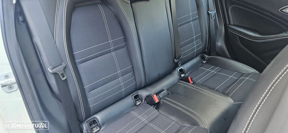 Mercedes-Benz A 180 CDI BE Urban - 9