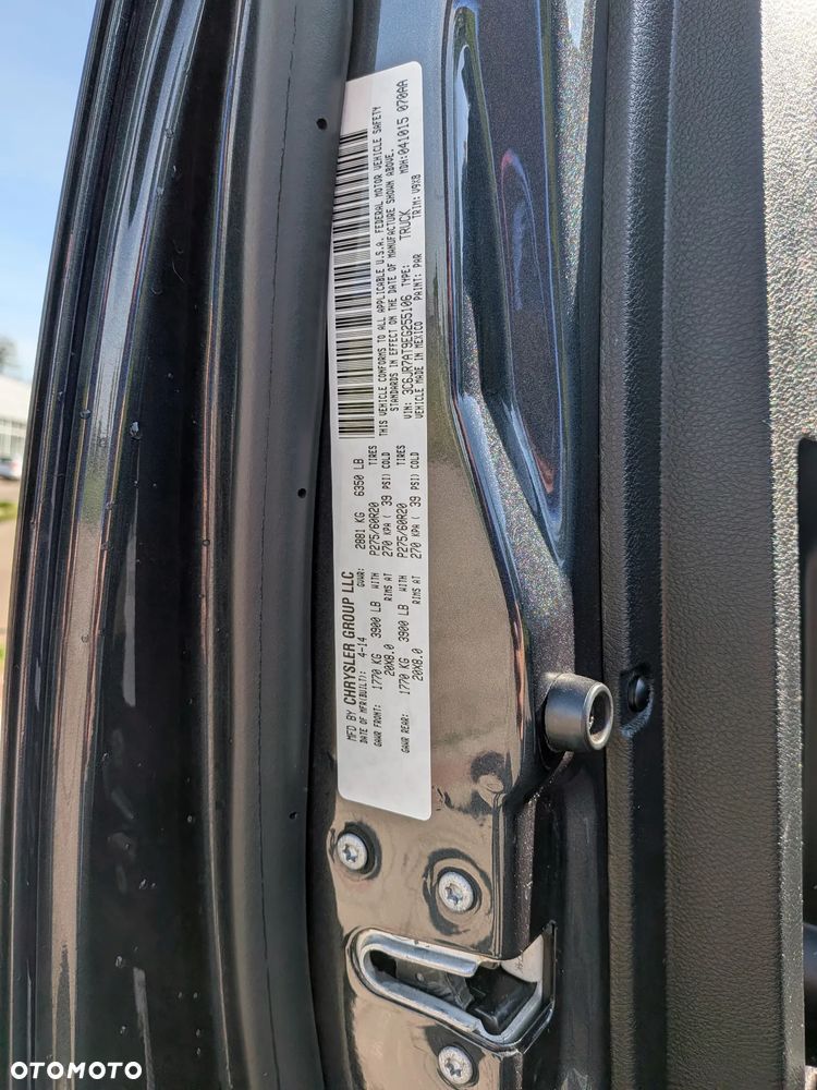 RAM 1500 - 21