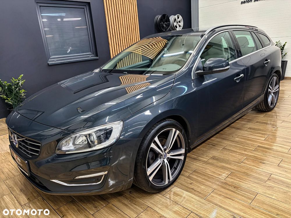 Volvo V60 D4 Geartronic Momentum - 13