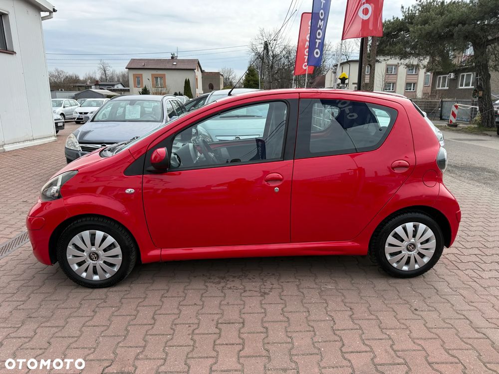 Toyota Aygo CoolRed - 7