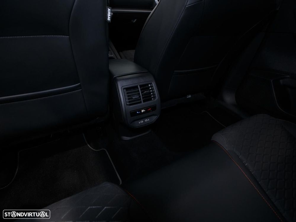 SEAT Leon ST 2.0 TDI FR DSG S/S - 10