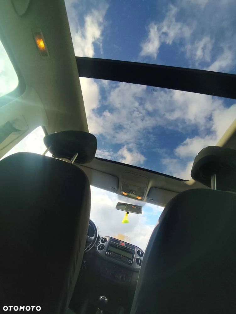 Volkswagen Tiguan - 15