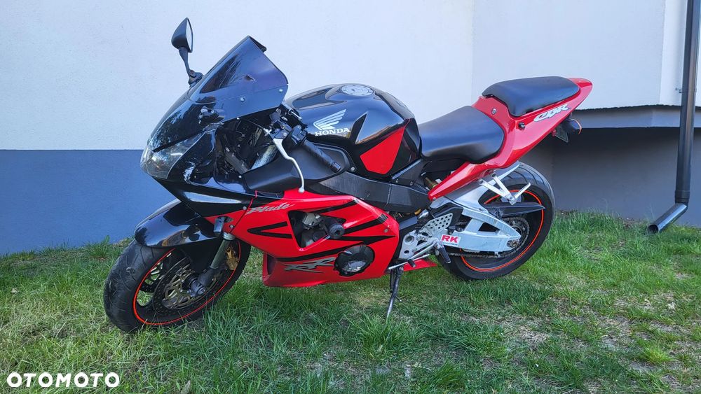 Honda CBR - 1