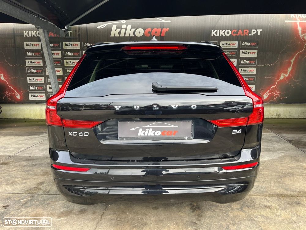 Volvo XC 60 2.0 B4 R-Design Geartronic - 7