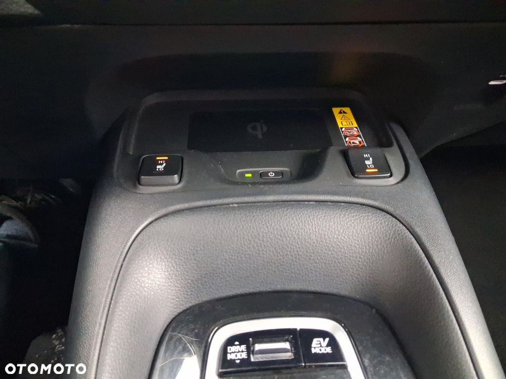 Toyota Corolla 1.8 Hybrid Comfort - 16