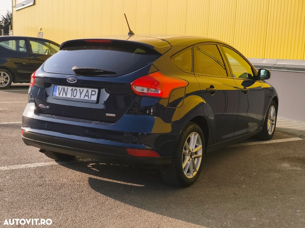 Ford Focus 1.0 EcoBoost Start-Stopp-System TITANIUM DESIGN - 4