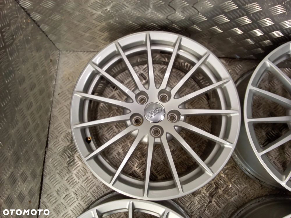 Felgi Audi A4 B9 S4 A5 7,5Jx17 et29 5x112 - 4