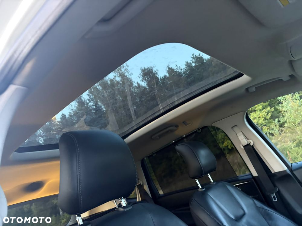 Ford S-Max - 11